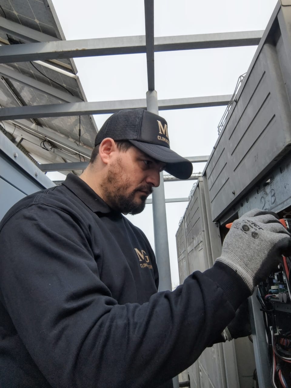 Trabajo real MG Climatización - Foto 1